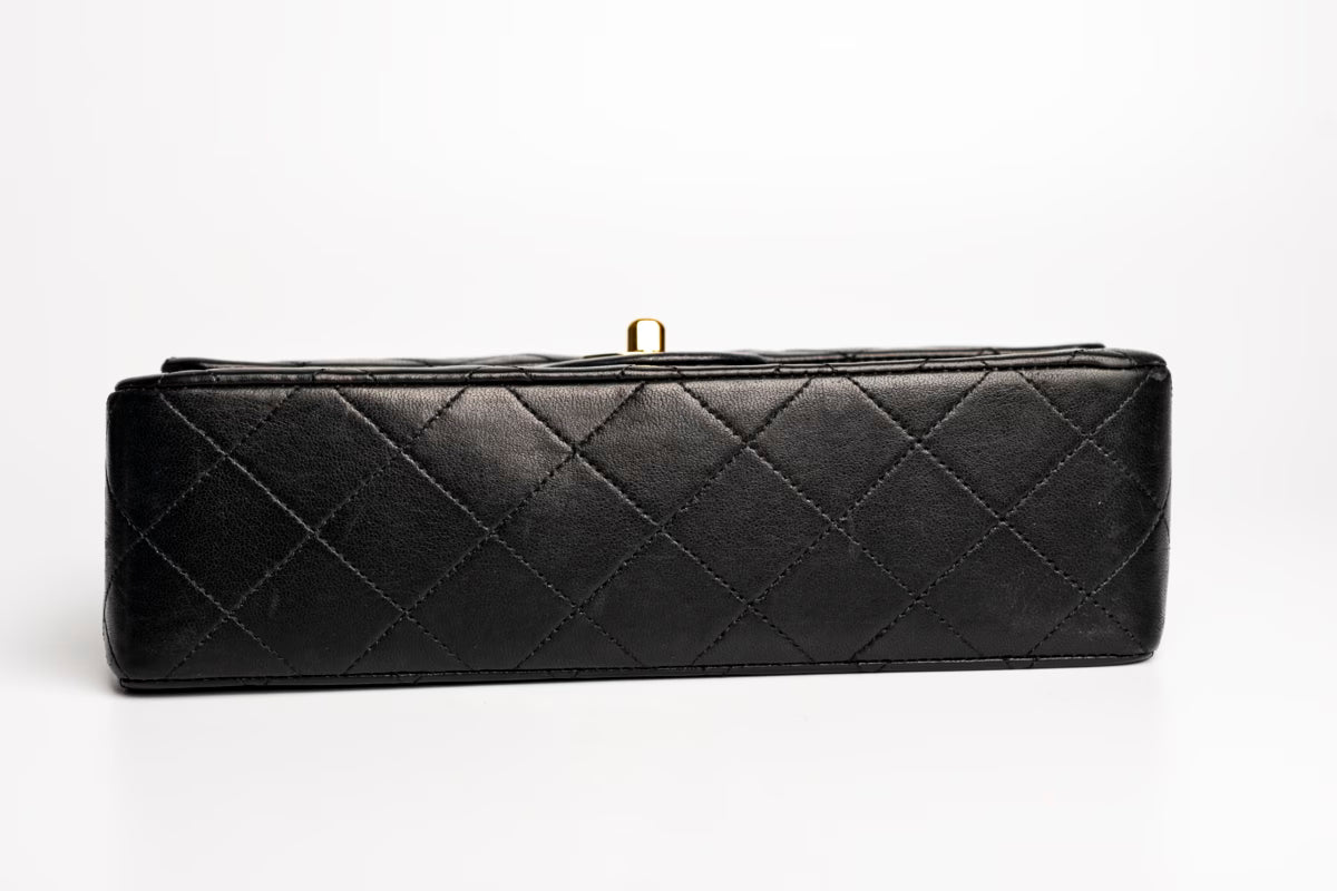 Çantë Chanel Klasike e Mesme me Kapak të Dyfishtë