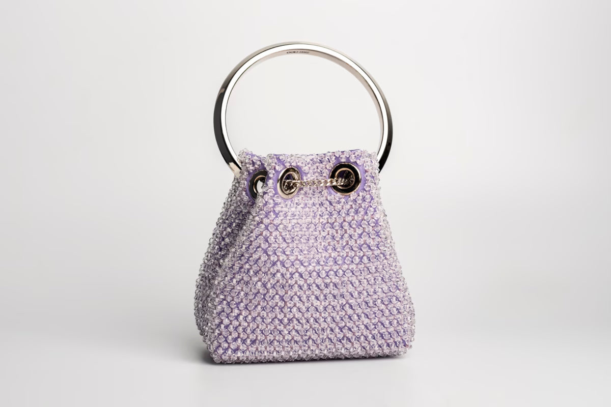 Çanta kove Jimmy Choo Bon Bon Micro e stolisur me saten