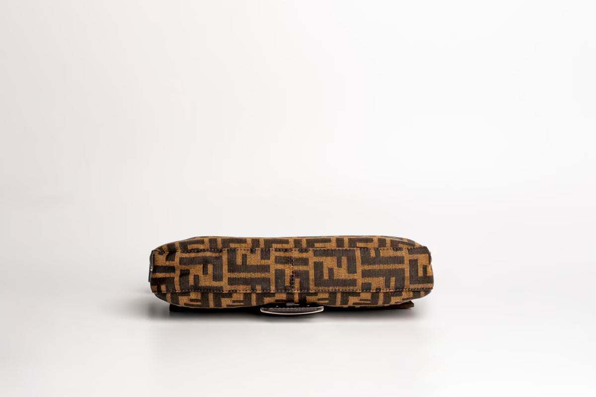 Çantë Fendi Mini Zucca Canvas Baguette