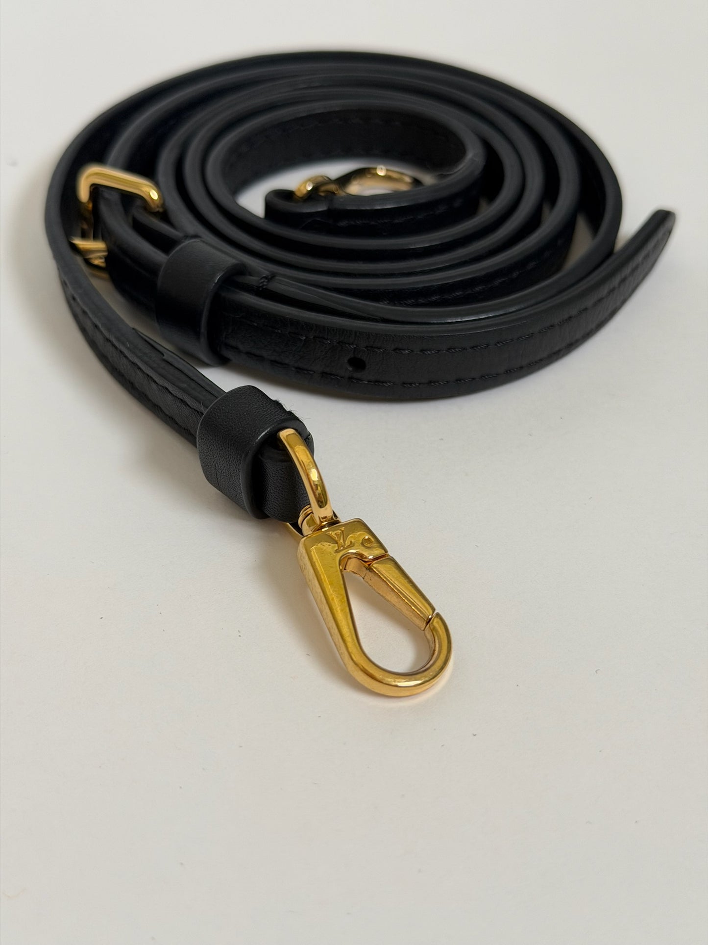 Louis Vuitton Locky Handbag Monogram Canva