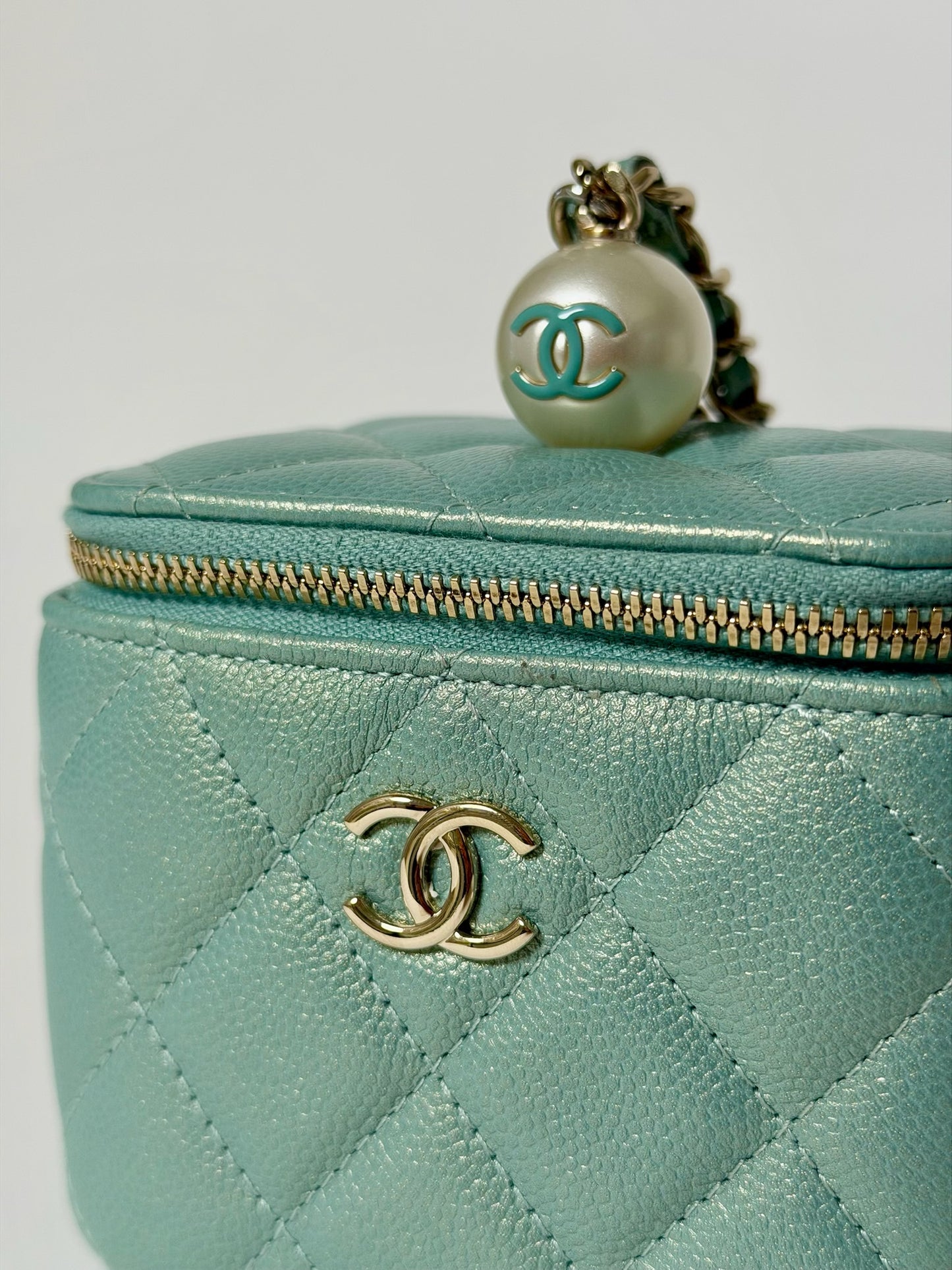 Chanel Quilted Lambskin Mini Vanity Bag coco Pearl