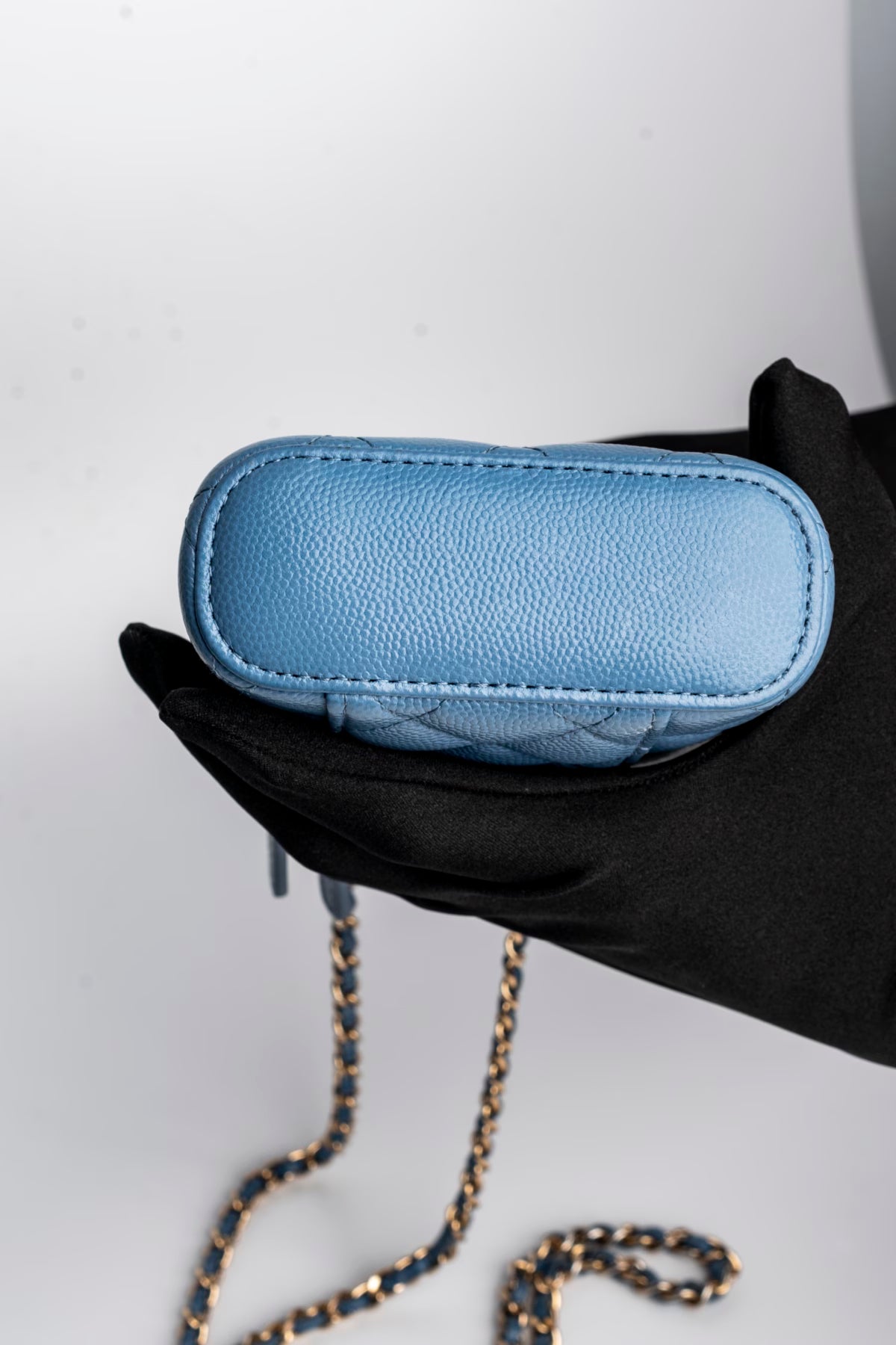 Çantë Vertikale Chanel Caviar Vanity
