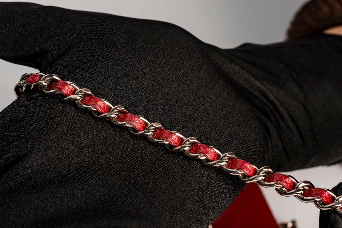 Chanel Caviar Classic Wallet On Chain