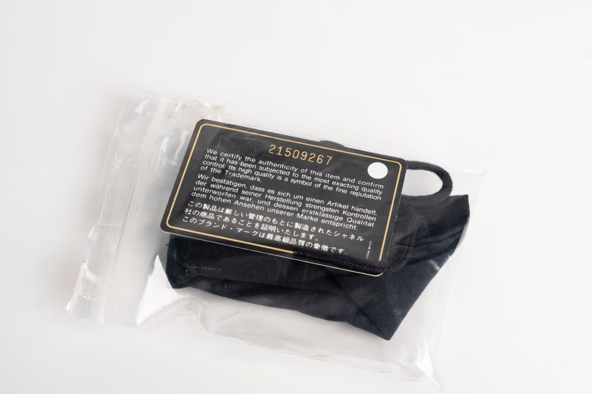 Chanel Caviar Classic Wallet On Chain