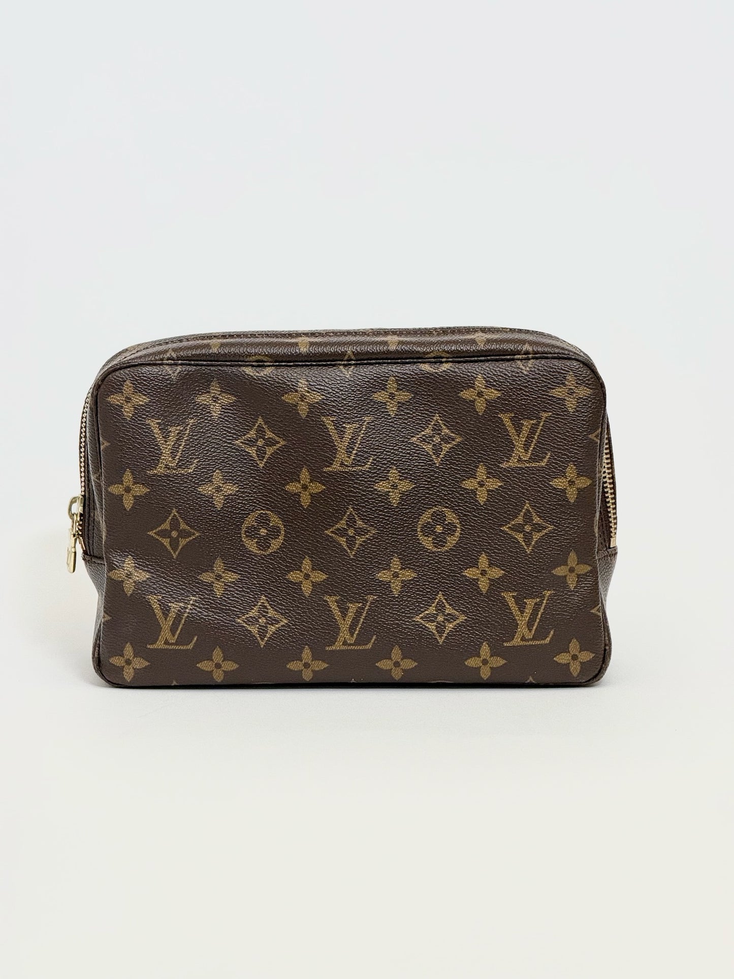 Louis Vuitton Monogram Truth Toilette 23